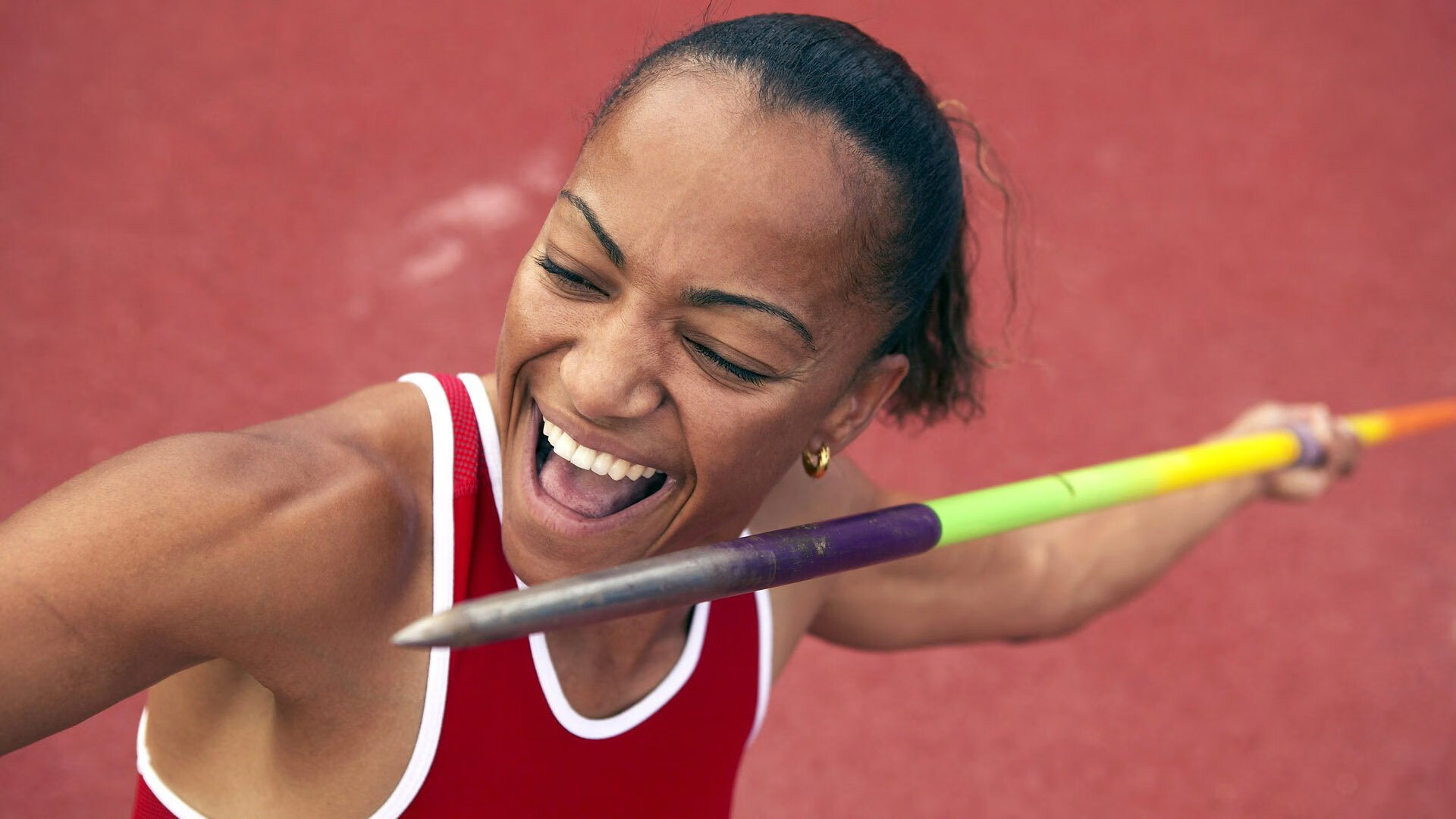 葡萄牙骑手吉尔贝托·费利佩在2024年全国工作马术锦标赛中以“Morante”马匹获得大师组第五名，表现出色。